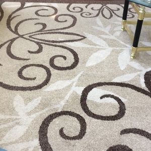 Meet your Posher, Eva